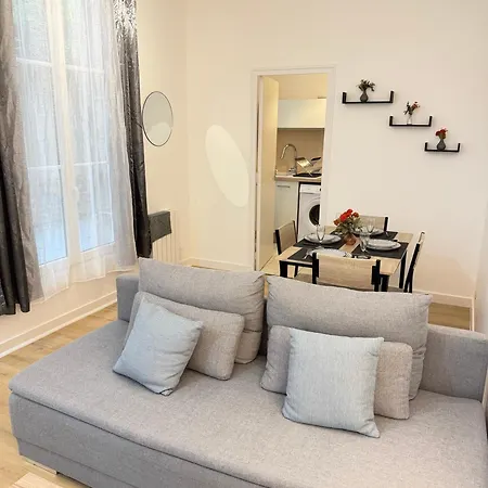 Cosy Dans Rue Pietonne Centre Poitiers