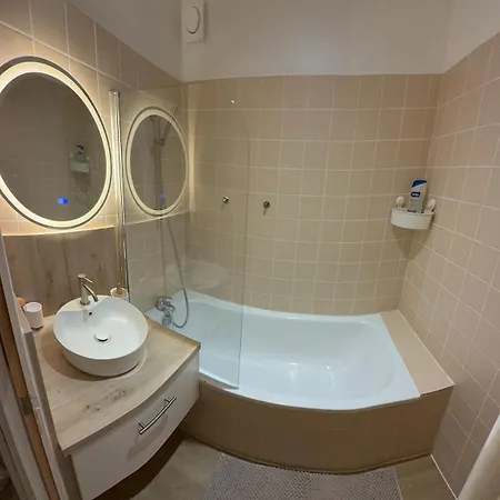 Apartment Cosy Dans Rue Pietonne Centre